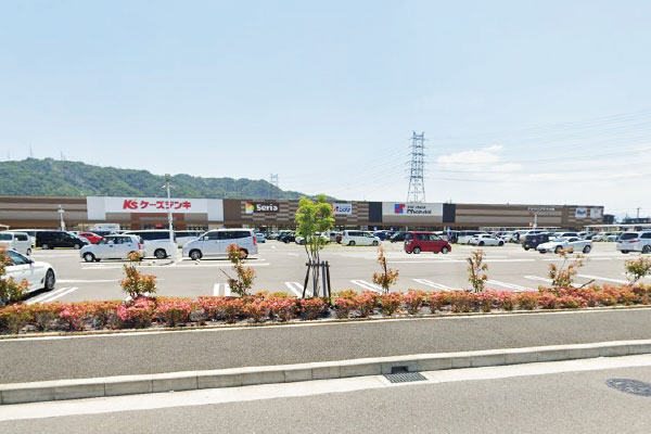 アクロスプラザ 八尾店